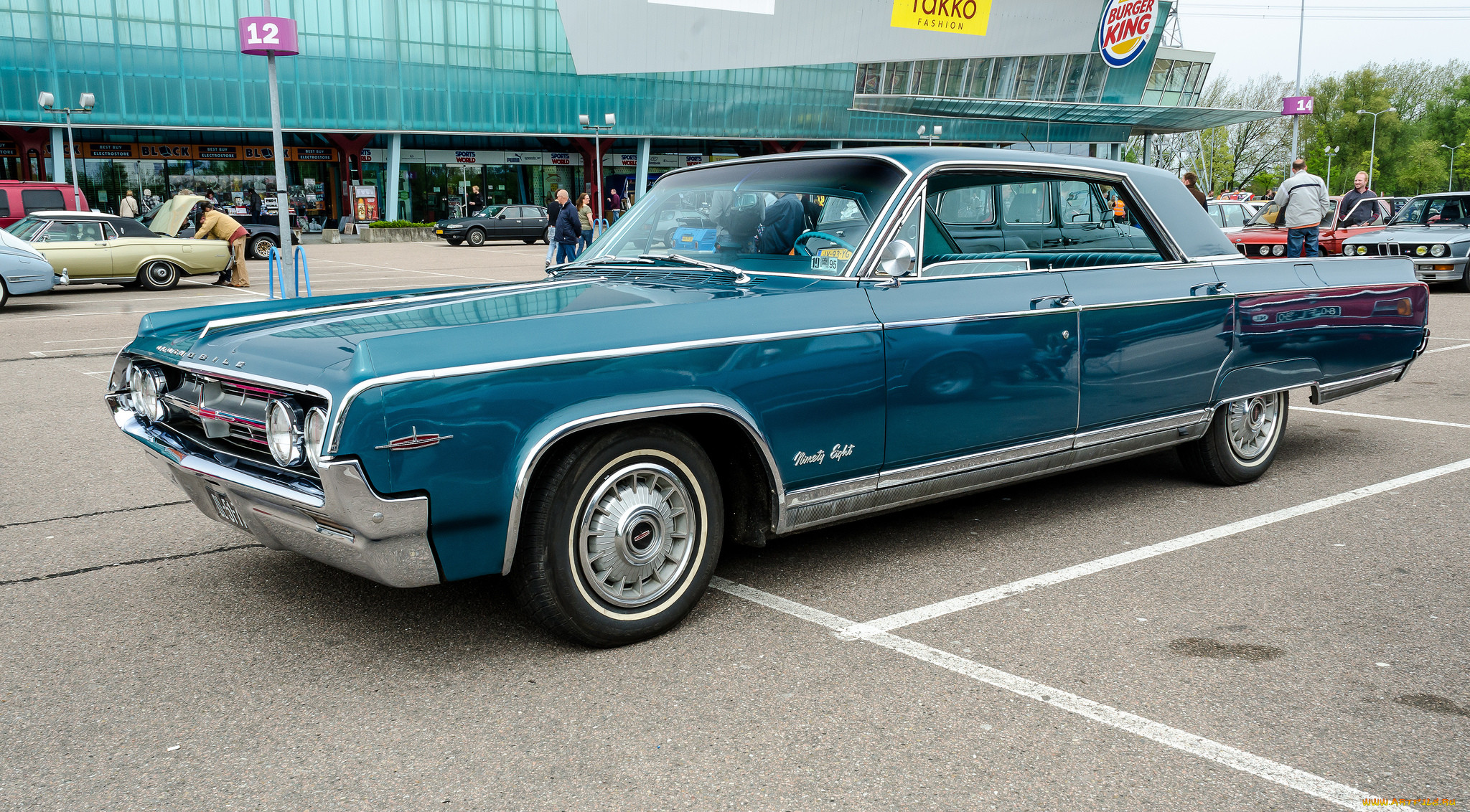 oldsmobile ninety eight holiday sports sedan 1964, ,    , , , , 